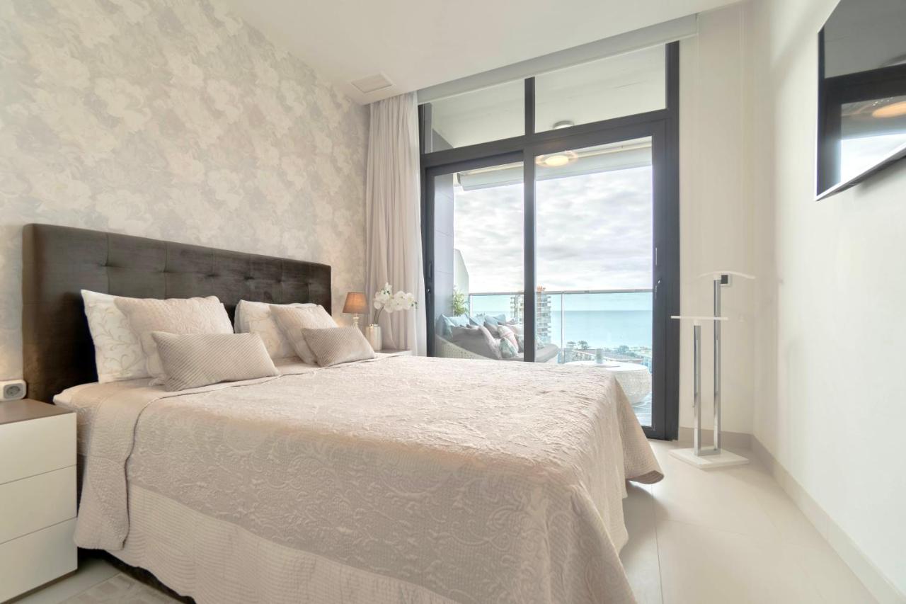Sunset Drive Deluxe Apartment Бенидорм Екстериор снимка