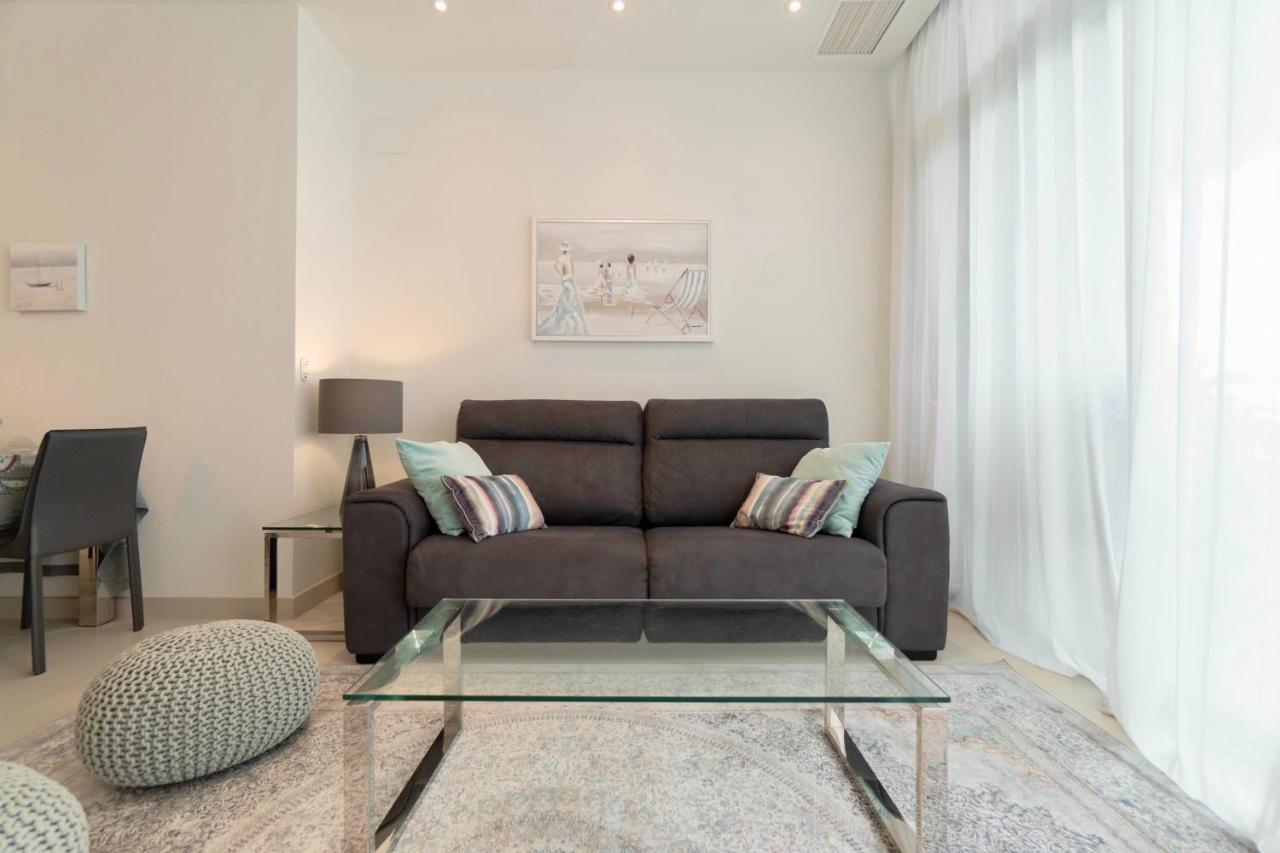 Sunset Drive Deluxe Apartment Бенидорм Екстериор снимка