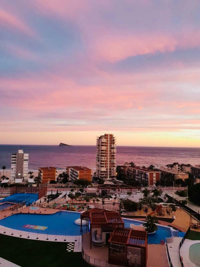 Sunset Drive Deluxe Apartment Бенидорм Екстериор снимка