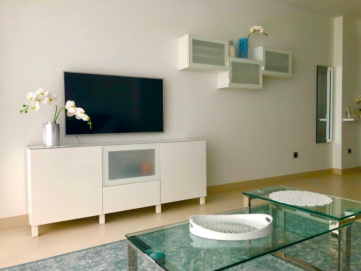Sunset Drive Deluxe Apartment Бенидорм Екстериор снимка