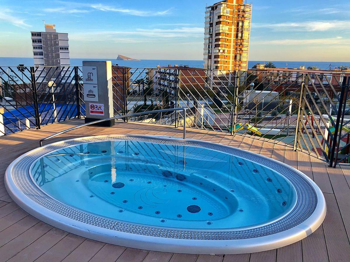 Sunset Drive Deluxe Apartment Бенидорм Екстериор снимка